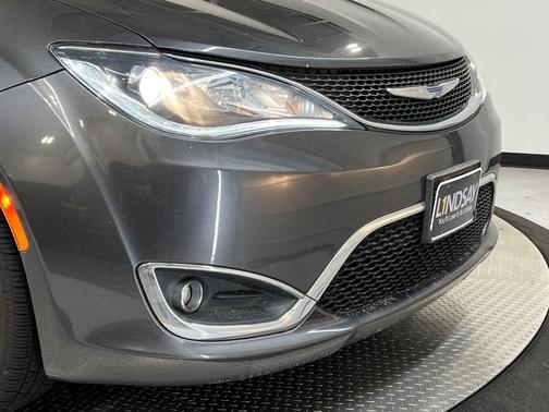 2018 Chrysler Pacifica Touring Plus