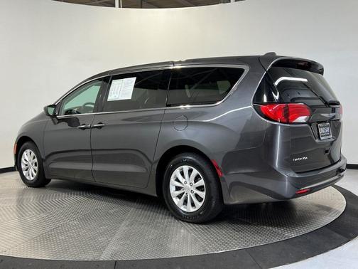 2018 Chrysler Pacifica Touring Plus