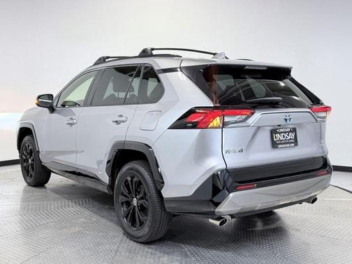 2024 Toyota RAV4 Hybrid SE