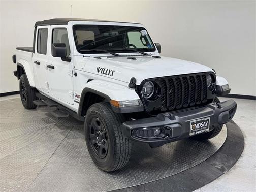 2021 Jeep Gladiator Sport