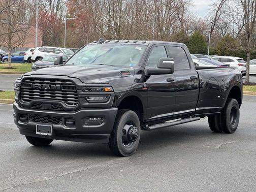 Diamond Black 2026 RAM 3500 Tradesman