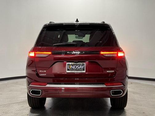 2025 Jeep Grand Cherokee Summit