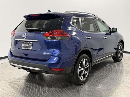 2017 Nissan Rogue SL