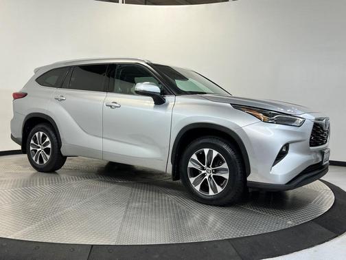 2022 Toyota Highlander Hybrid