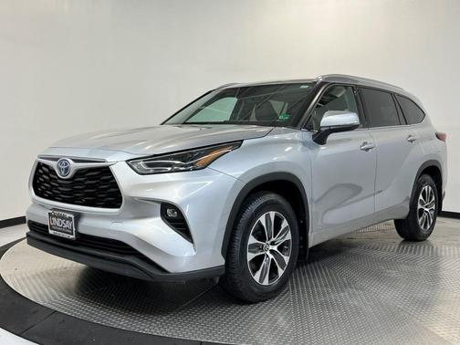 2022 Toyota Highlander Hybrid