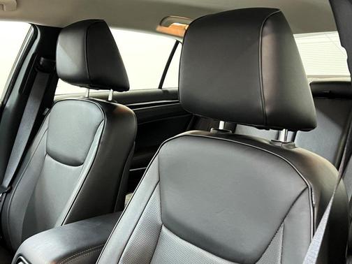 2023 Chrysler 300 Touring L