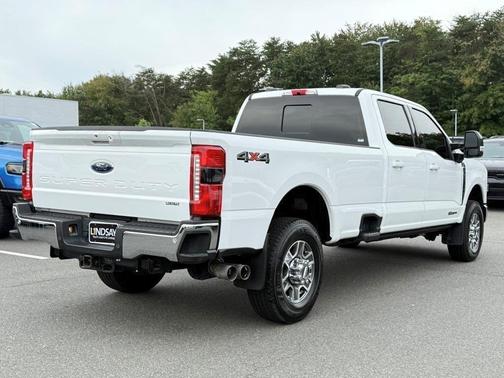2024 Ford F-350 Lariat Super Duty