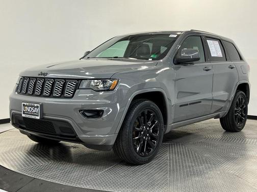 2021 Jeep Grand Cherokee Laredo X
