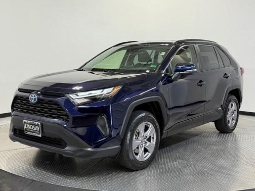 2024 Toyota RAV4 Hybrid XLE