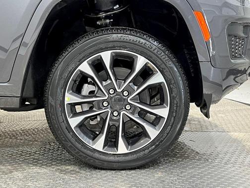 2025 Jeep Grand Cherokee L Overland