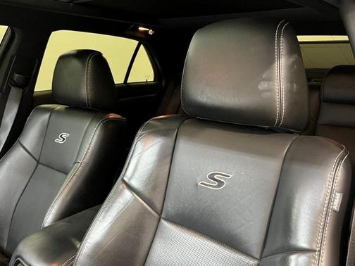 2022 Chrysler 300 S