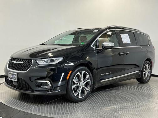 2024 Chrysler Pacifica Pinnacle