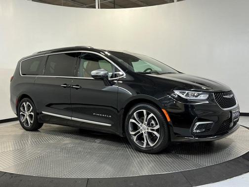 2024 Chrysler Pacifica Pinnacle