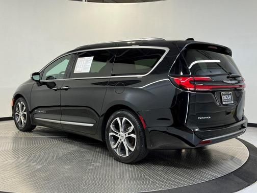 2024 Chrysler Pacifica Pinnacle