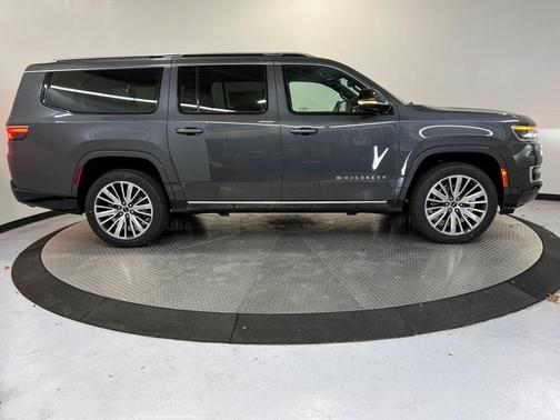 2025 Jeep Wagoneer L Series II