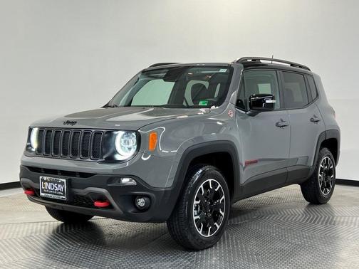 2023 Jeep Renegade Trailhawk