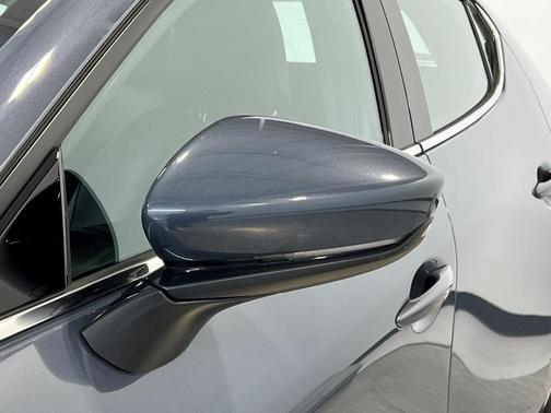 2022 Mazda Mazda3 FWD w/Premium Package