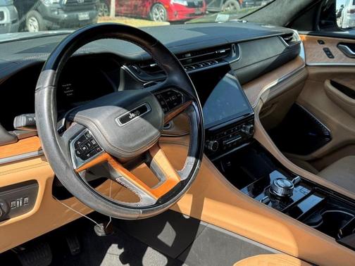2021 Jeep Grand Cherokee L Summit
