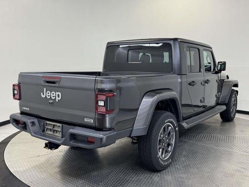 Granite Crystal Clearcoat Metallic 2020 Jeep Gladiator Overland