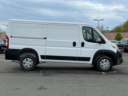 2025 RAM ProMaster 1500 Low Roof
