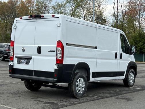 2025 RAM ProMaster 1500 Low Roof