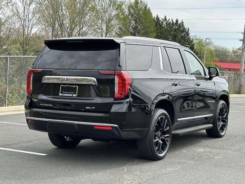 Onyx Black 2023 GMC Yukon SLT