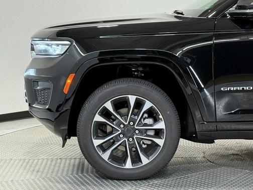 2025 Jeep Grand Cherokee Overland