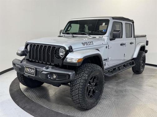 2022 Jeep Gladiator Sport