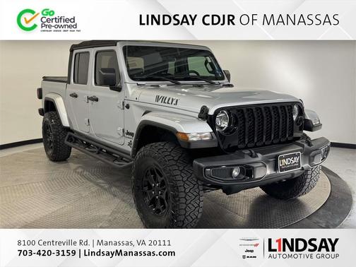 2022 Jeep Gladiator Sport