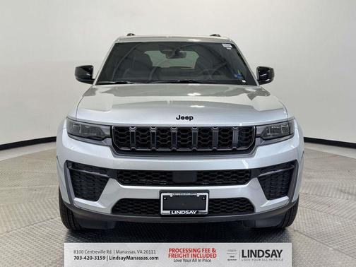 Silver Zynith 2026 Jeep Grand Cherokee Laredo