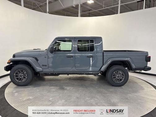2026 Jeep Gladiator Sport