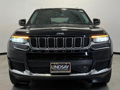 2022 Jeep Grand Cherokee L Laredo