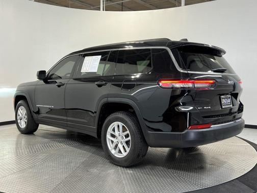 2022 Jeep Grand Cherokee L Laredo