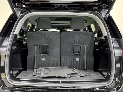 2022 Jeep Grand Cherokee L Laredo