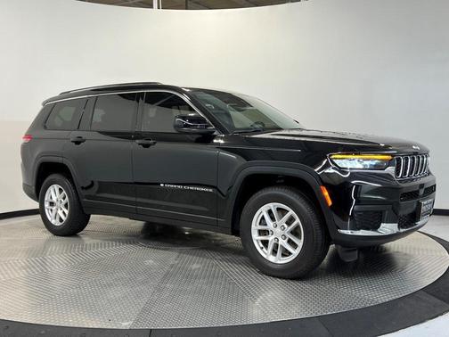 2022 Jeep Grand Cherokee L Laredo