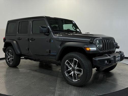 2025 Jeep Wrangler 4xe Sport