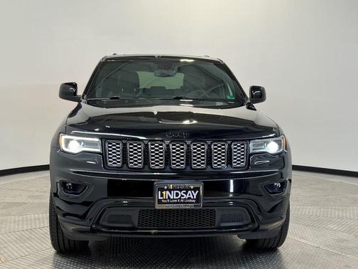 2022 Jeep Grand Cherokee WK Laredo