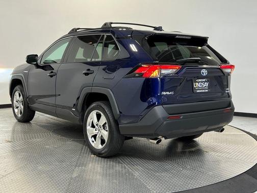 2021 Toyota RAV4 Hybrid XLE Premium