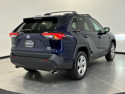 2021 Toyota RAV4 Hybrid XLE Premium