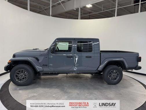2026 Jeep Gladiator Sport