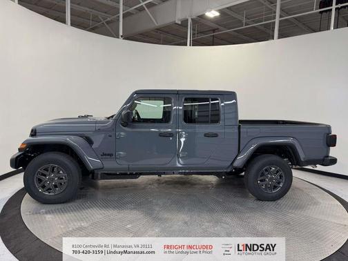 2026 Jeep Gladiator Sport