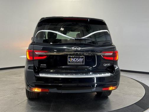 2022 INFINITI QX80 PREMIUM SELECT