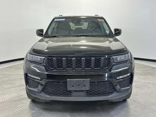 Diamond Black 2023 Jeep Grand Cherokee Limited