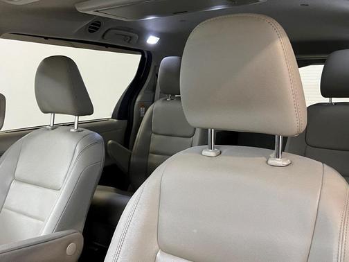 2020 Toyota Sienna XLE