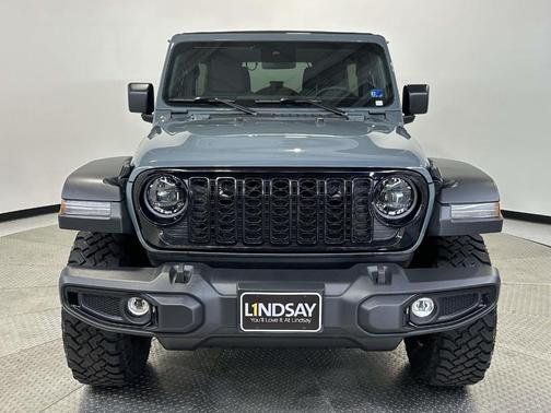 Anvil Clearcoat 2025 Jeep Wrangler Sport