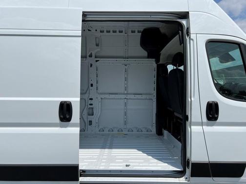 2024 RAM ProMaster 3500 Base