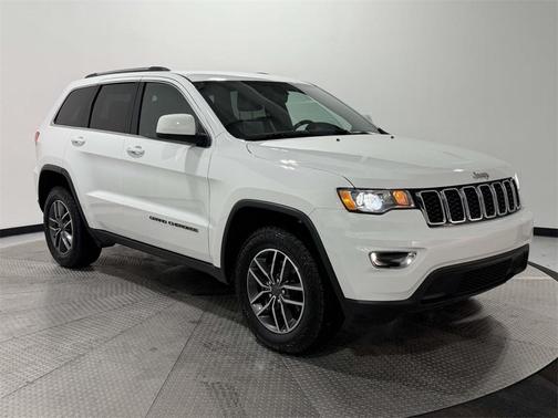 2019 Jeep Grand Cherokee Laredo E