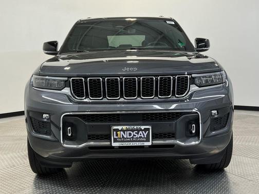 2022 Jeep Grand Cherokee Overland