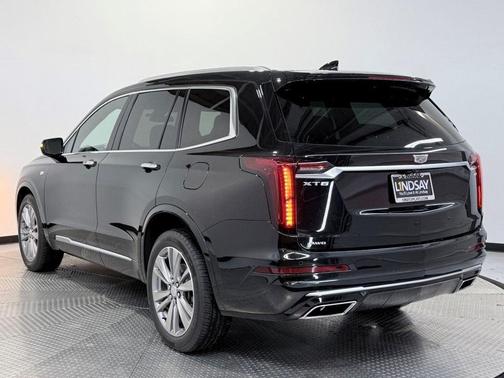 2023 Cadillac XT6 Premium Luxury AWD