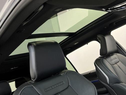 2025 Jeep Grand Cherokee L Overland